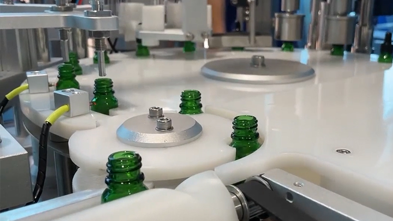 自動(dòng)清洗液灌裝機(jī)的使用方法