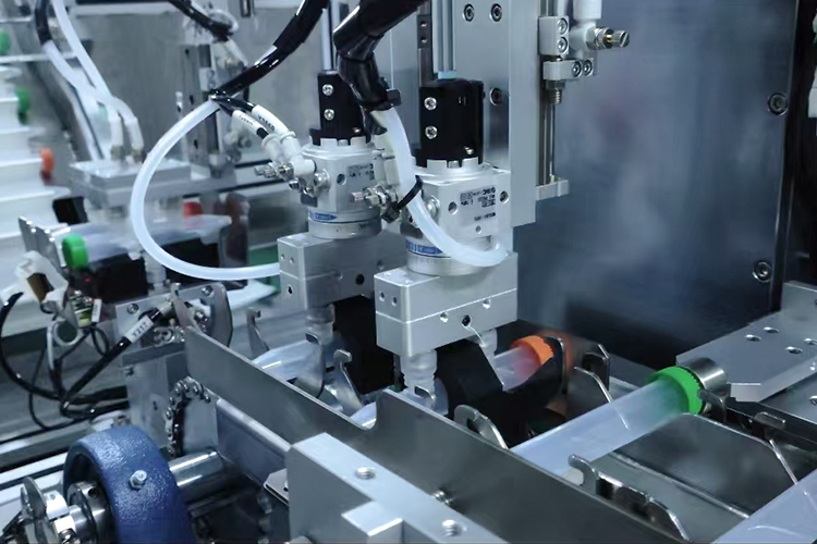 自動旋蓋機：高效精密的包裝自動化設備