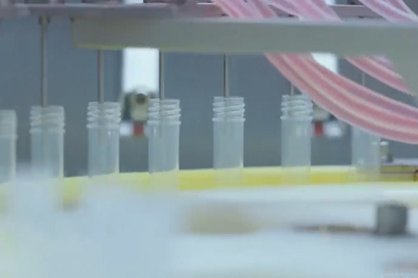 一次性采樣管自動灌裝機生產(chǎn)效率的保障