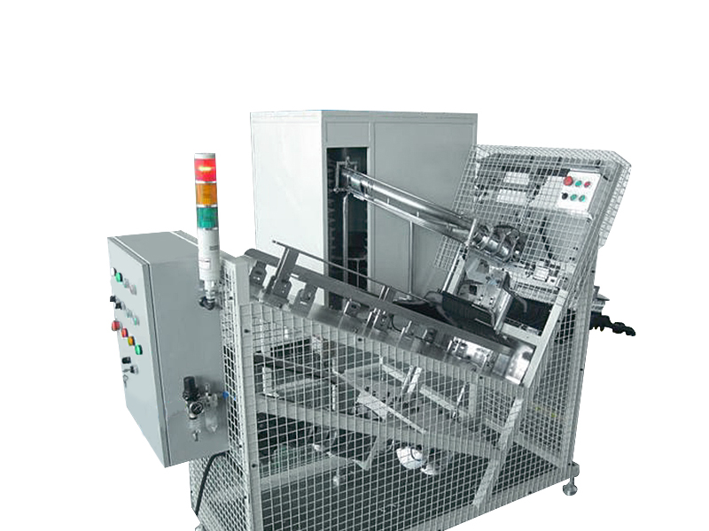 衣架自動(dòng)插鉤機(jī)提升生產(chǎn)效率的利器